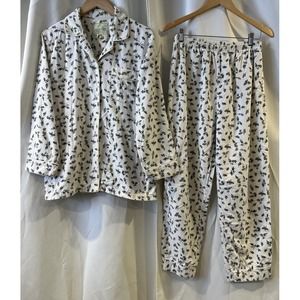 Erika Taylor‎ Intimates Pajama Set Acorns Size Medium